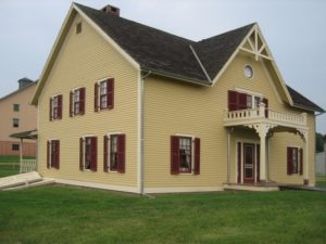 Modern Farmhouse Shutters - View Build DIY Rustic Board & Batten Shutters